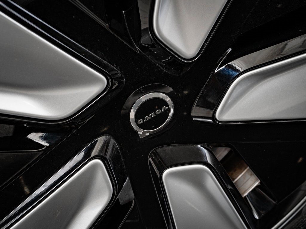 Used 2025 Volvo EX90 Plus image 8