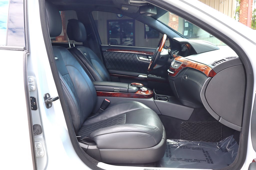 Used 2008 Mercedes-Benz S 65 AMG image 25