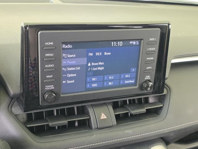 Used 2019 Toyota RAV4 XLE w/ Carpet Mat Package AWD/4WD image 18
