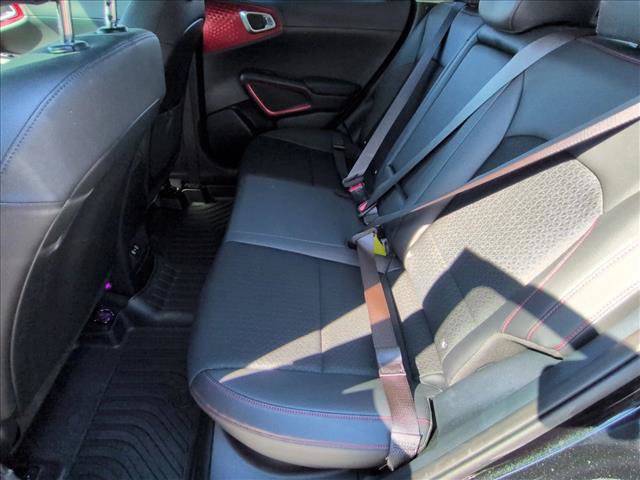 Used 2025 Kia Soul GT-Line w/ GT-Line Technology Package FWD image 18