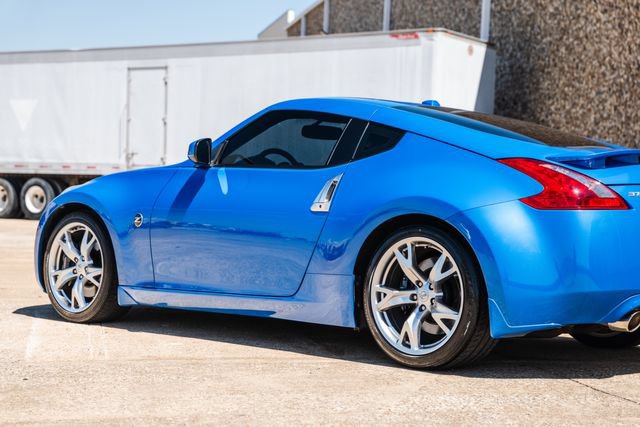 Used 2010 Nissan 370Z Touring w/ Sport Pkg RWD image 45