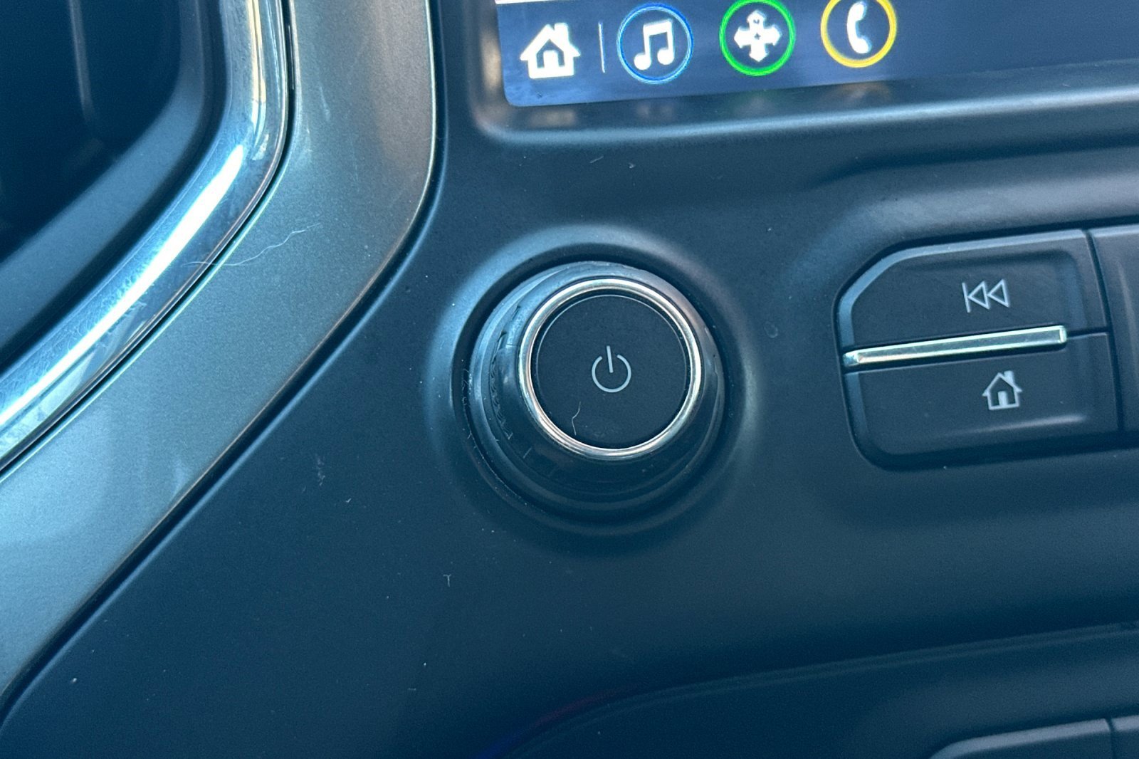 Used 2021 Chevrolet Silverado 1500 LT Trail Boss image 31