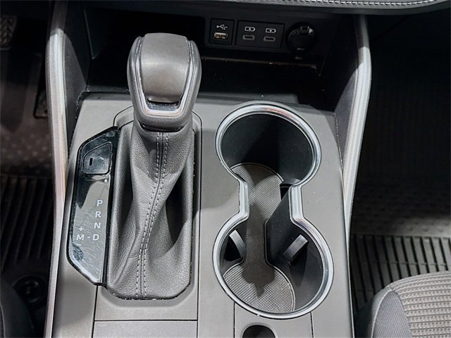 Used 2022 Toyota Highlander LE image 15