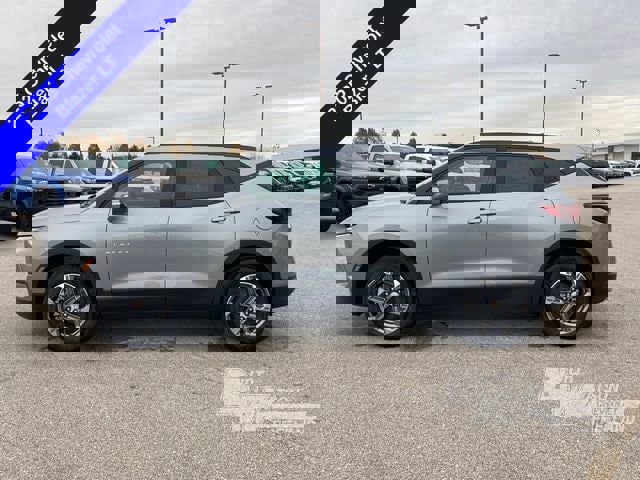 New 2025 Chevrolet Blazer LT w/ LPO, Floor Liner Package video 3