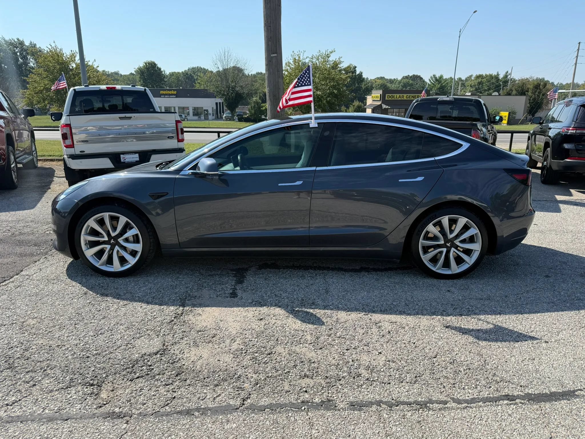 Used 2018 Tesla Model 3 Long Range AWD/4WD image 8