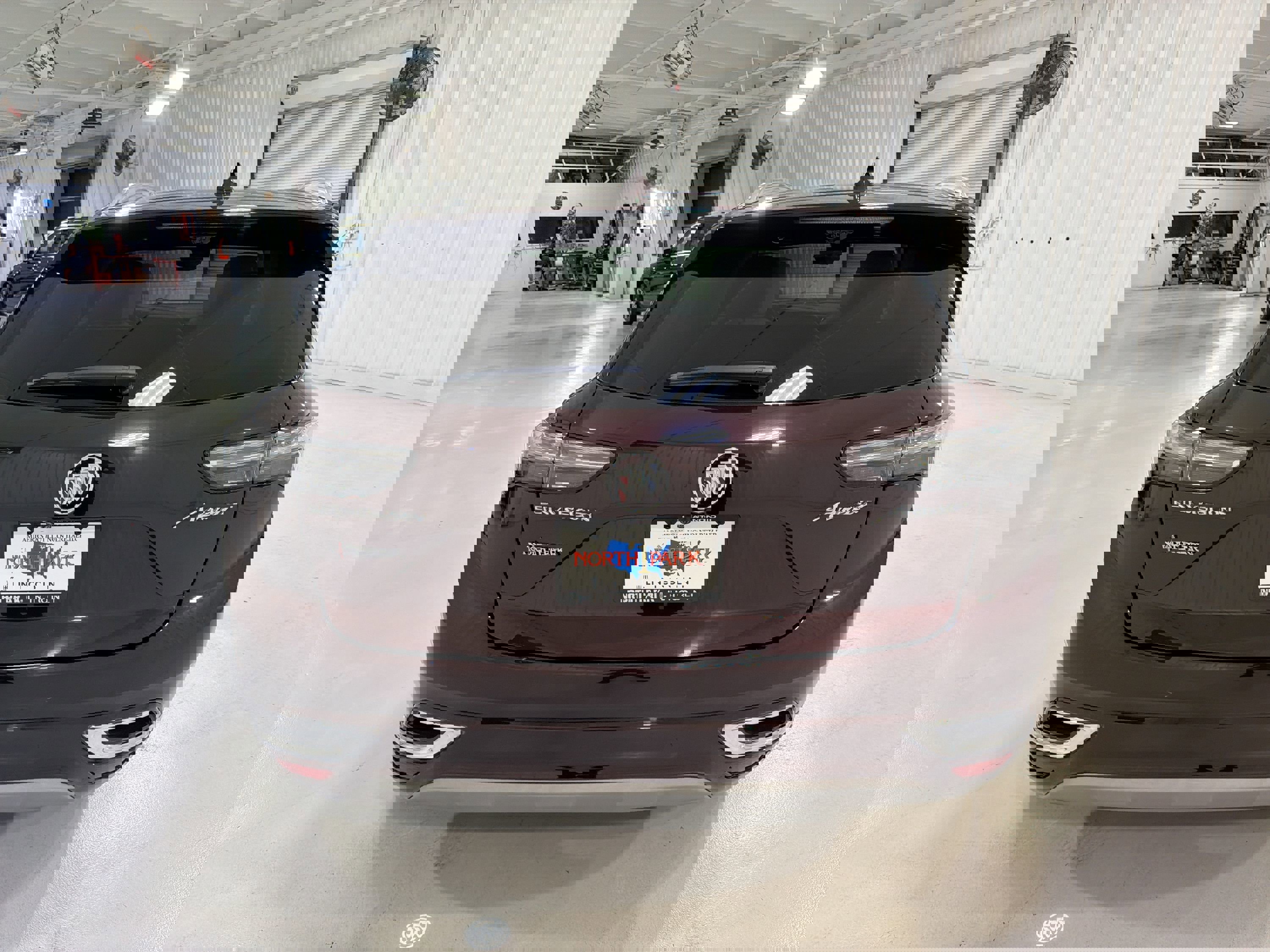 Used 2023 Buick Envision Avenir image 27