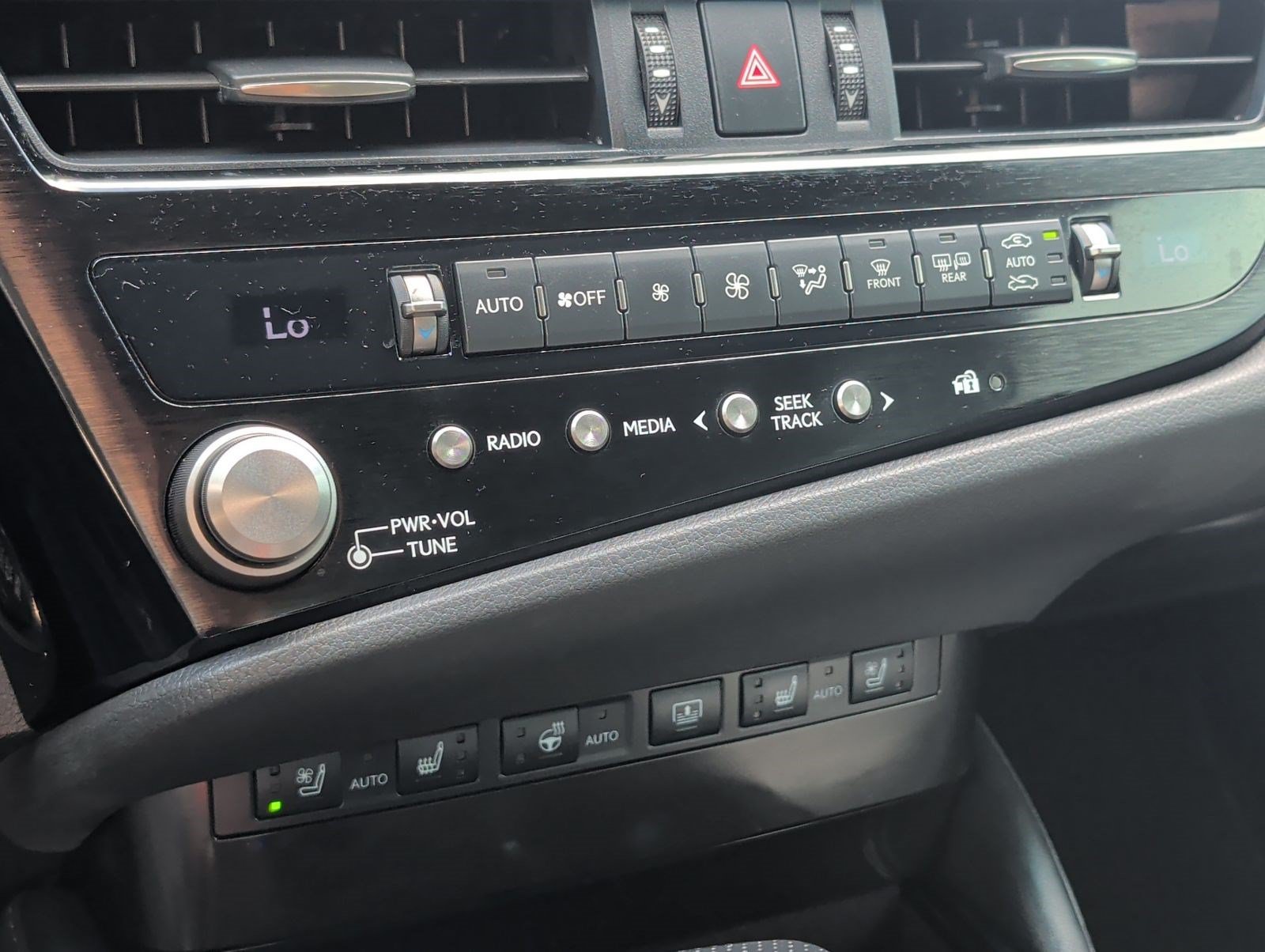 Certified 2023 Lexus ES 350 F Sport w/ Accessory Package (Z2) FWD image 20
