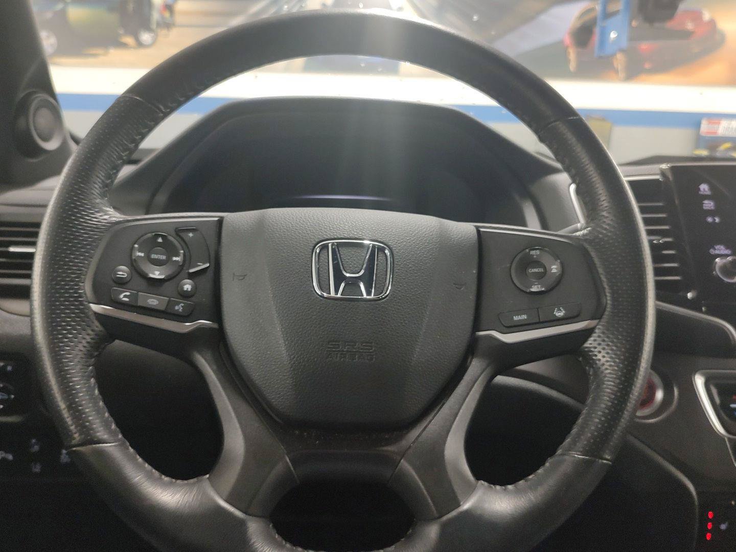 Certified 2024 Honda Passport EX-L image 17