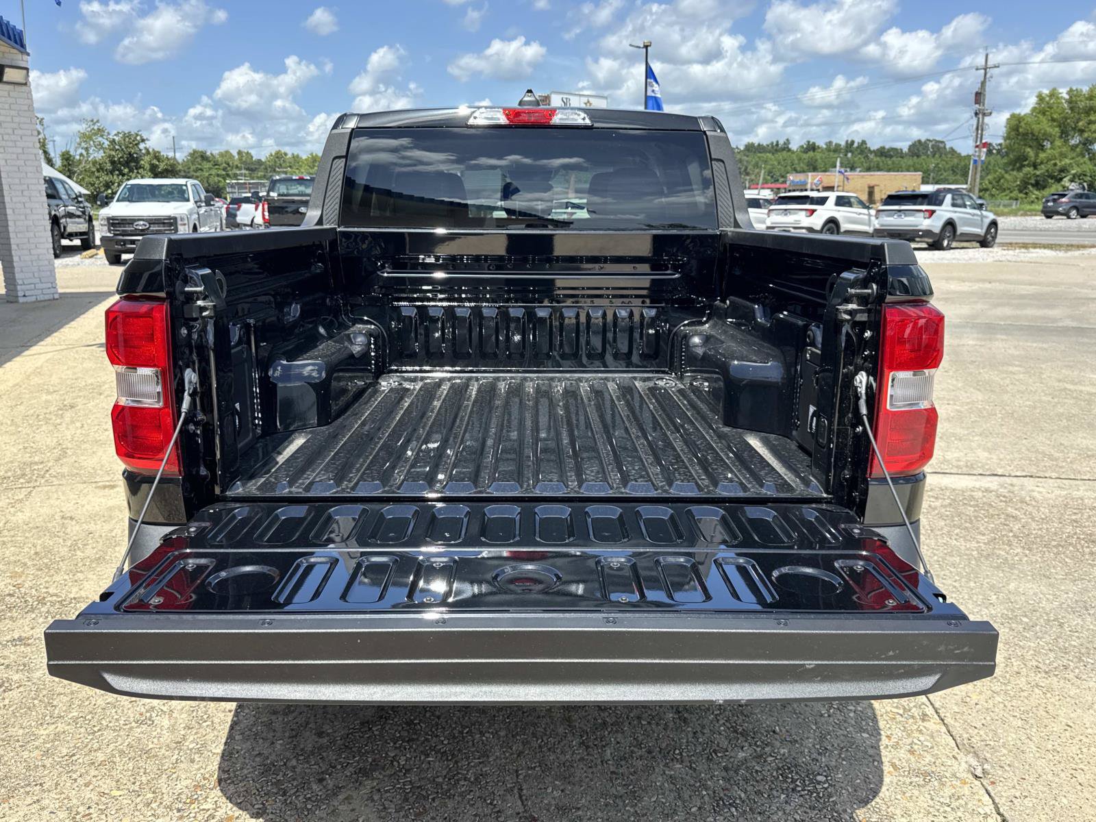 New 2026 Ford Maverick XLT FWD image 6