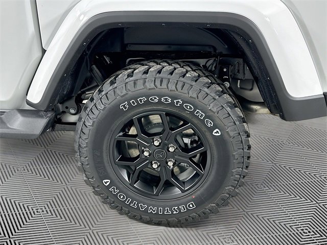 New 2025 Jeep Gladiator Sport image 16