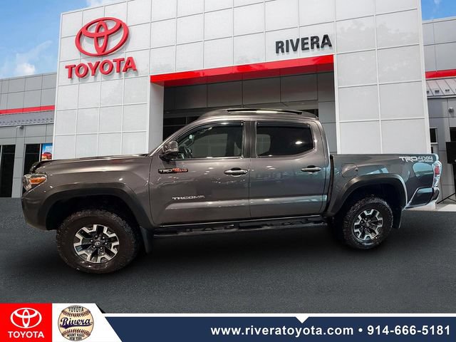 Used 2021 Toyota Tacoma TRD Off-Road AWD/4WD image 7