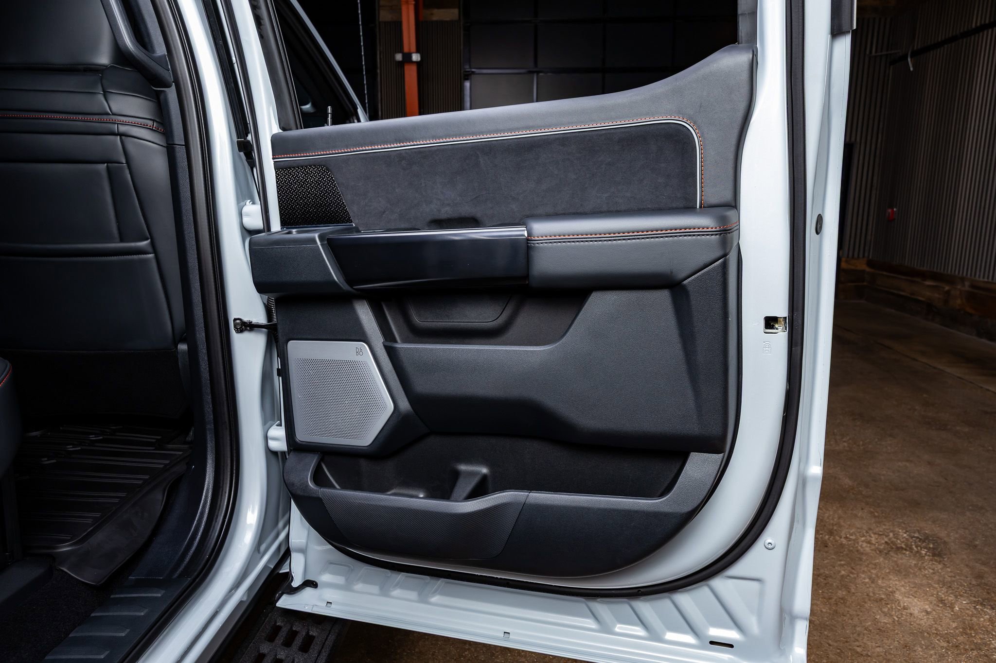 Used 2025 Ford F150 Raptor w/ Equipment Group 803A Raptor R image 39