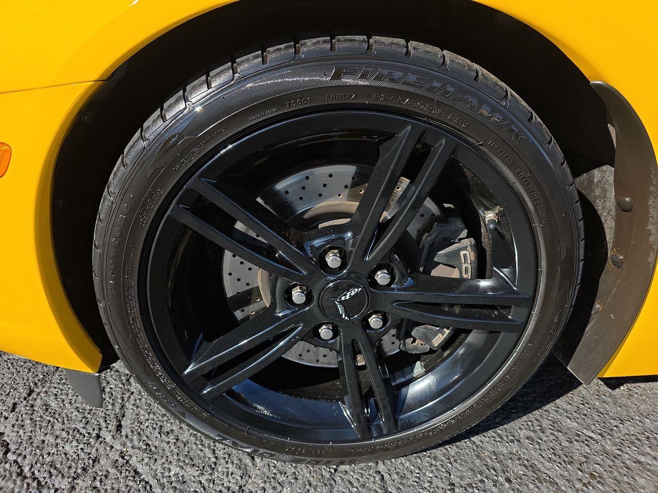 Used 2005 Chevrolet Corvette COUPE w/ Performance Handling Package image 30