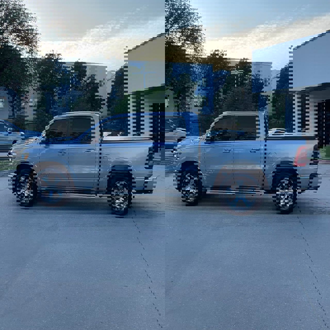 Used 2022 RAM 1500 Laramie image 3