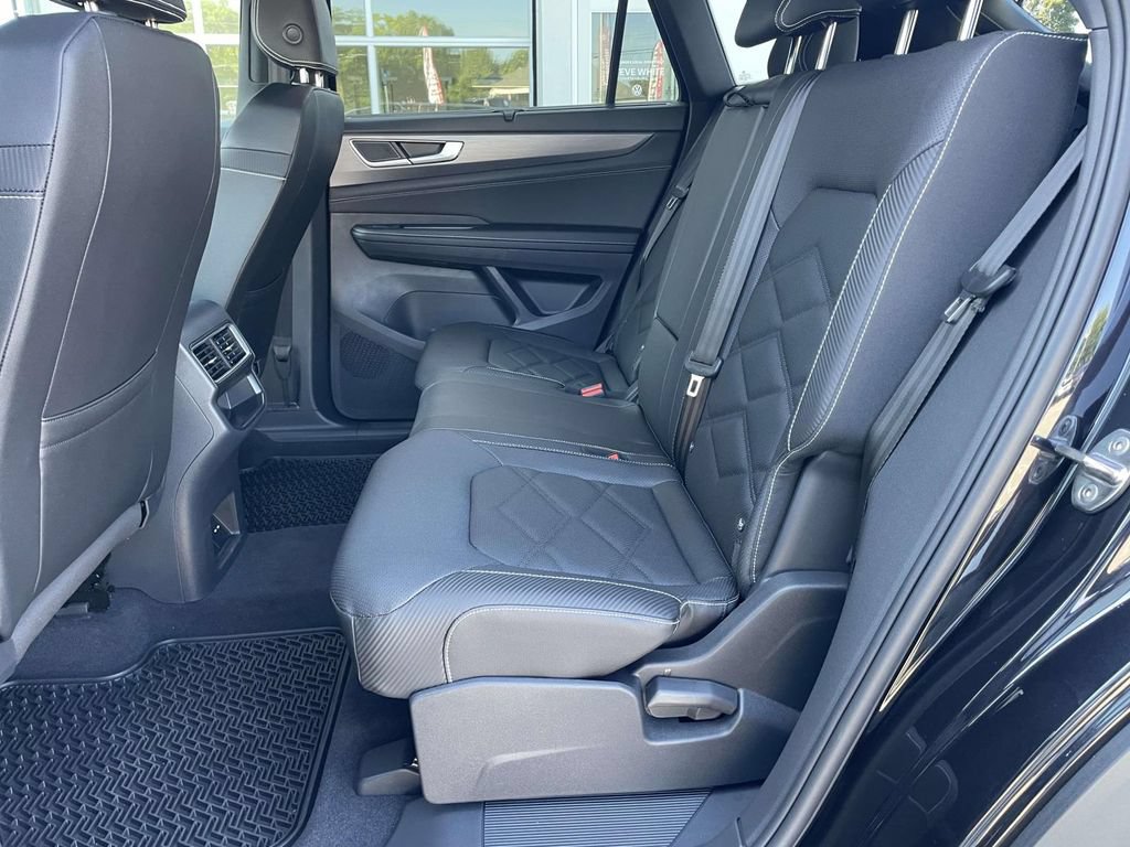 New 2026 Volkswagen Atlas Cross Sport SE AWD/4WD image 13