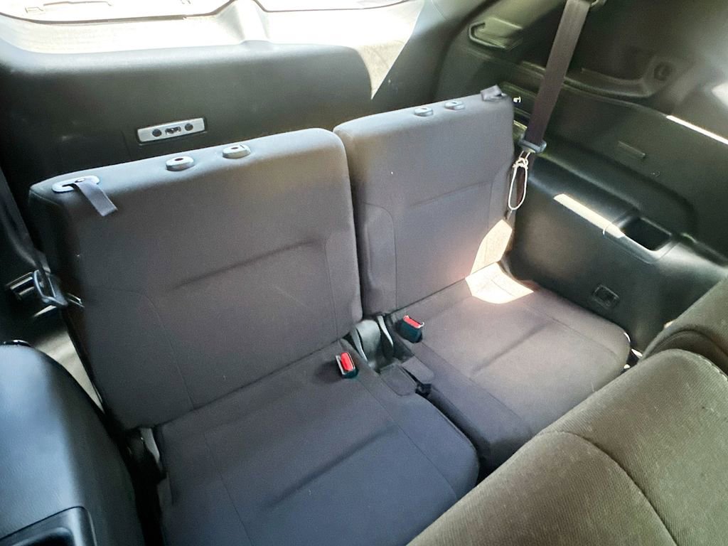 Used 2024 Mitsubishi Outlander ES FWD image 21