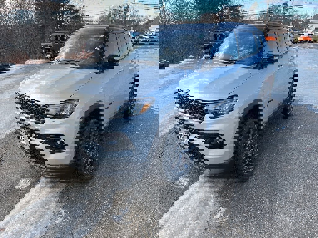 New 2026 Jeep Compass Limited image 3