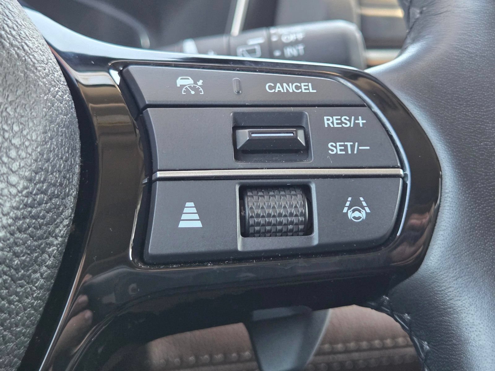 Certified 2025 Honda Pilot Elite image 27