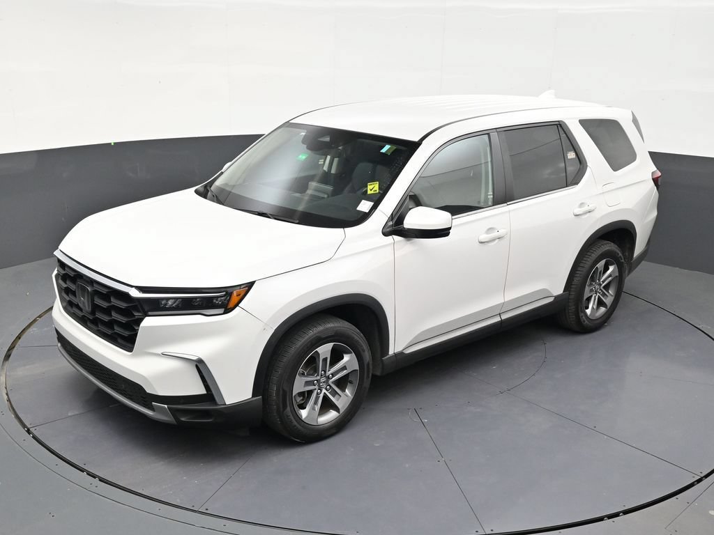 Used 2025 Honda Pilot EX-L image 12