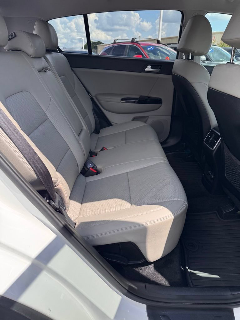 Used 2020 Kia Sportage EX FWD image 13