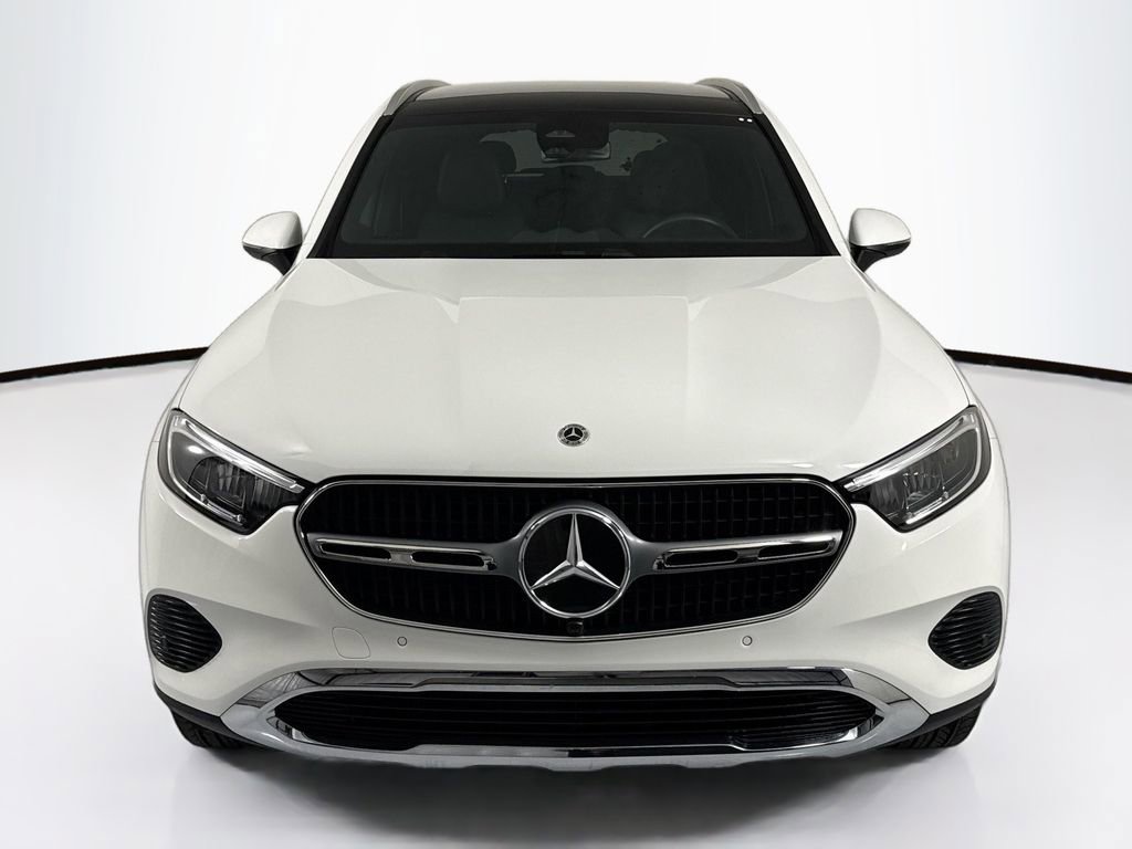 Certified 2026 Mercedes-Benz GLC 300 image 2
