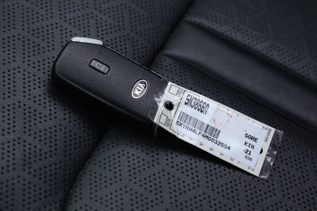 Used 2021 Kia Sorento EX FWD image 31