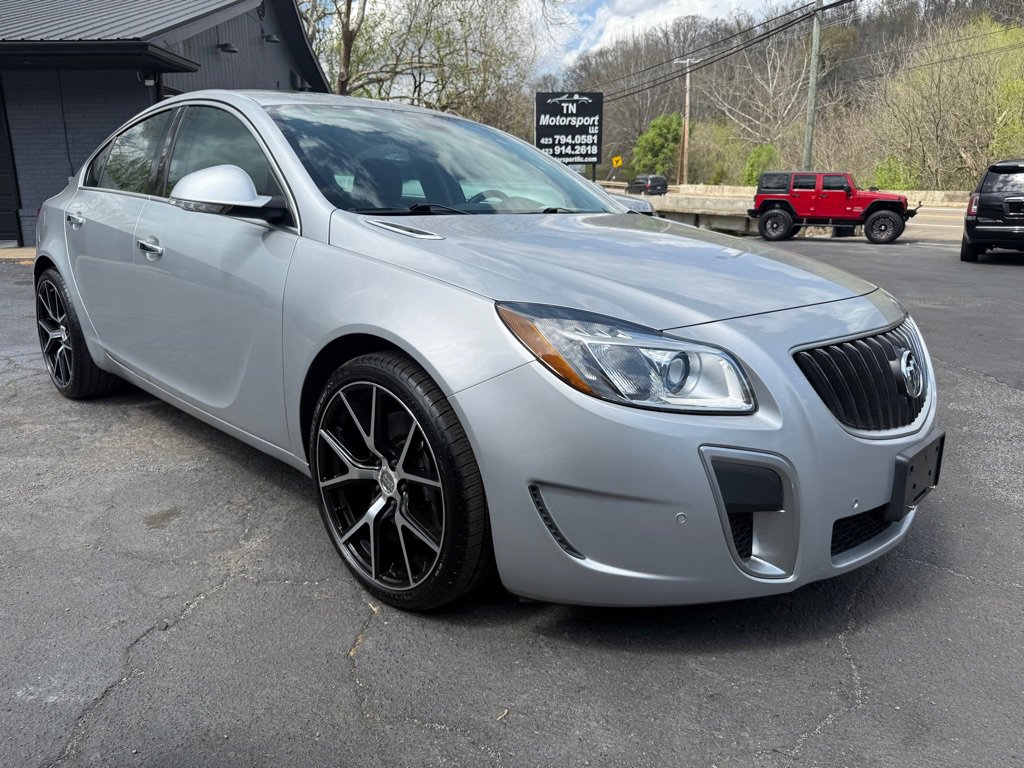 Used 2012 Buick Regal GS FWD image 13