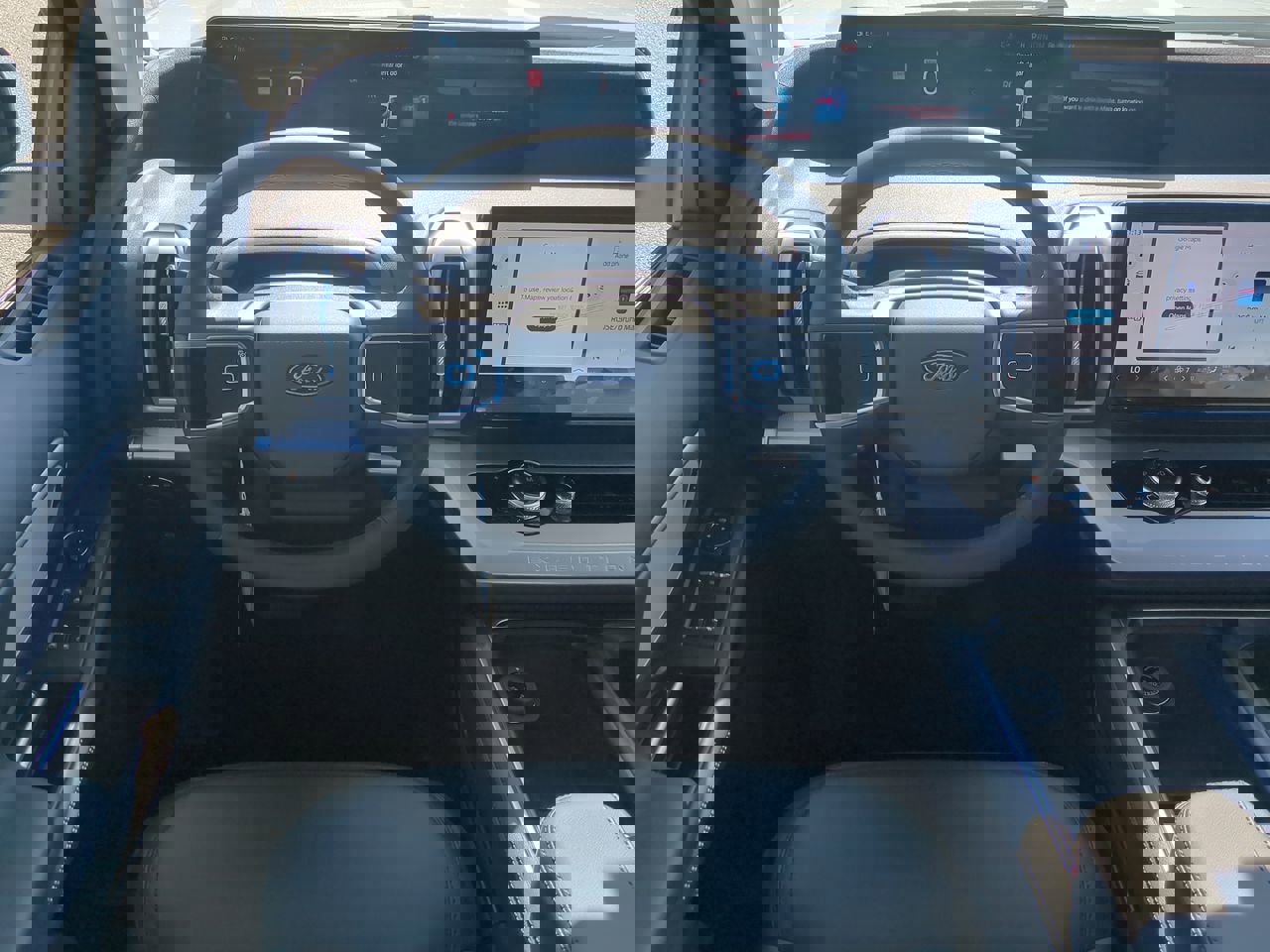 New 2026 Ford Expedition Active image 16