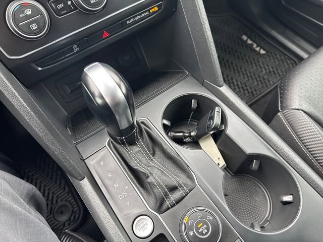 Certified 2021 Volkswagen Atlas Cross Sport SE image 27