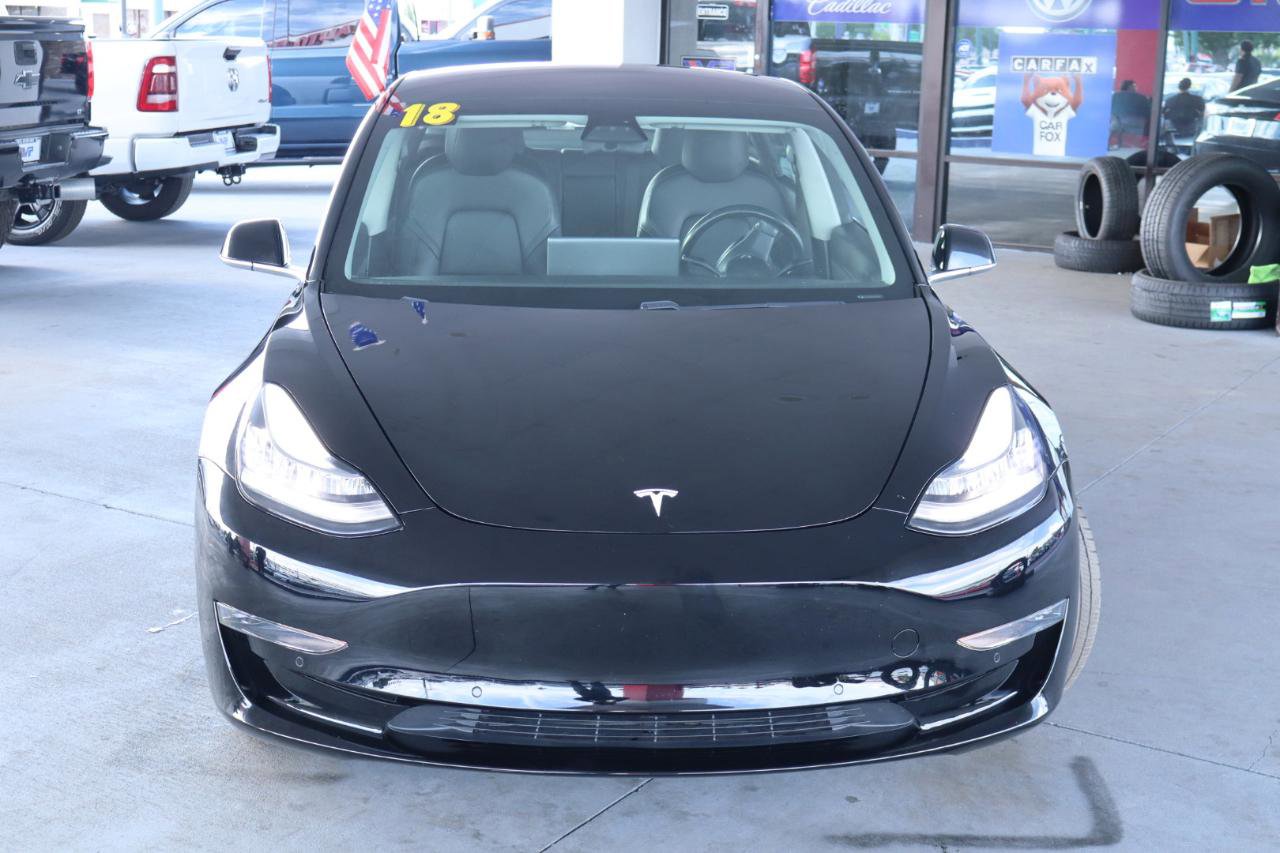 Used 2018 Tesla Model 3 Long Range RWD image 10