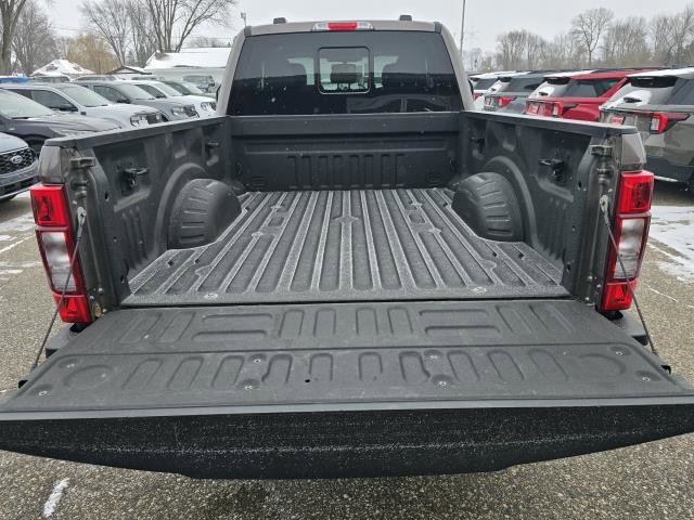 Used 2022 Ford F250 Lariat w/ Chrome Package image 33