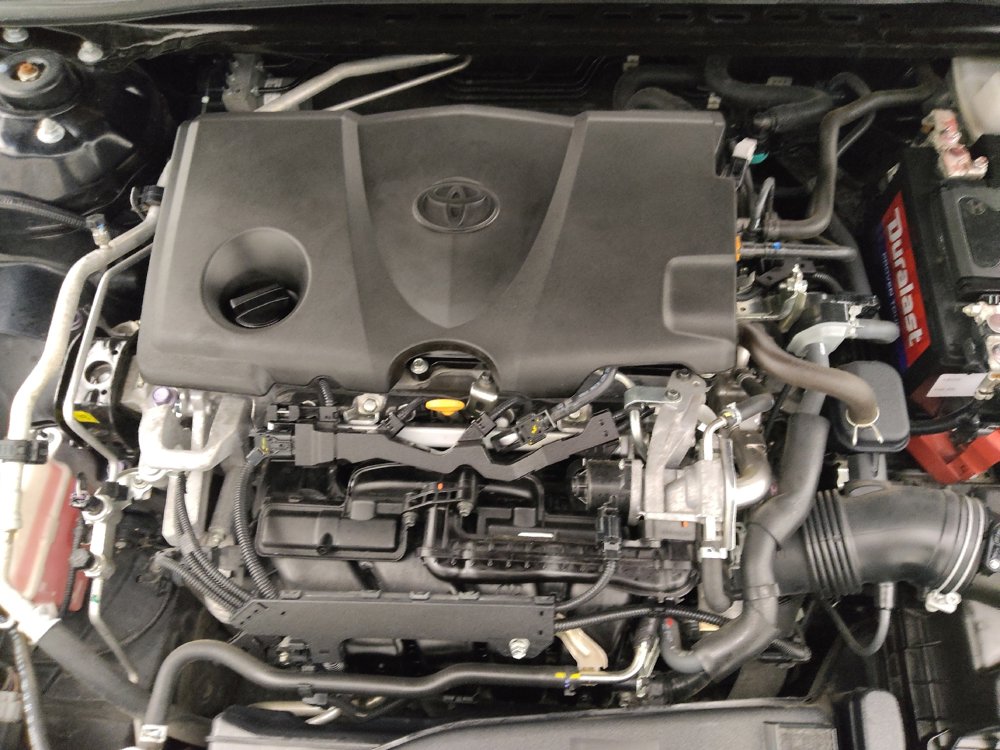 Used 2020 Toyota Camry SE image 30