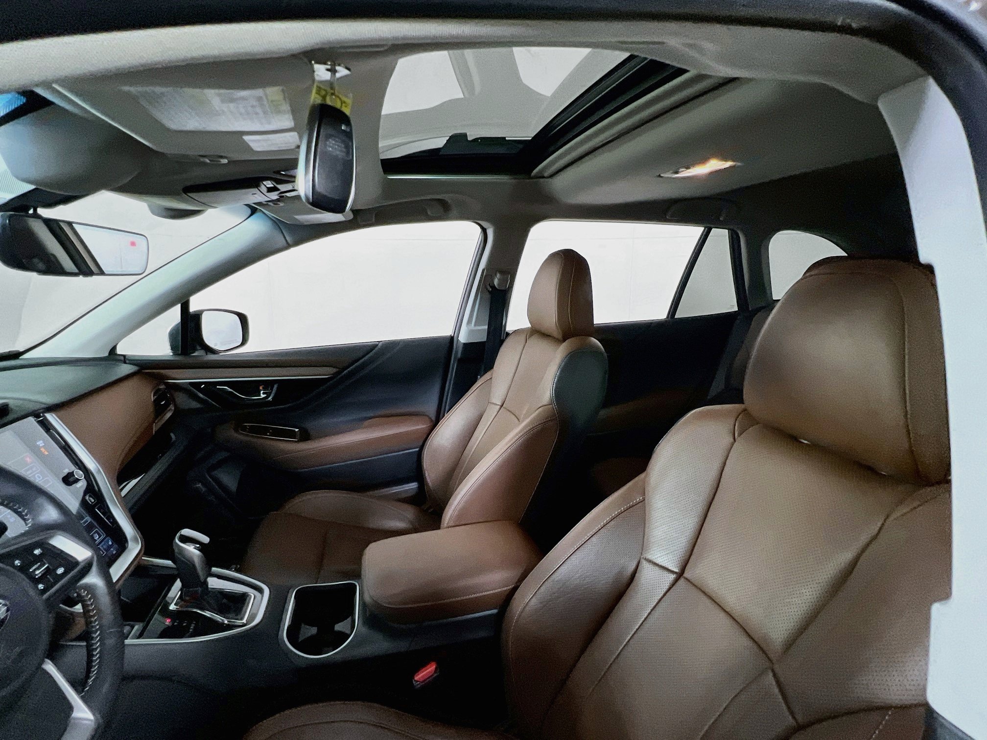 Used 2022 Subaru Outback Touring AWD/4WD image 22