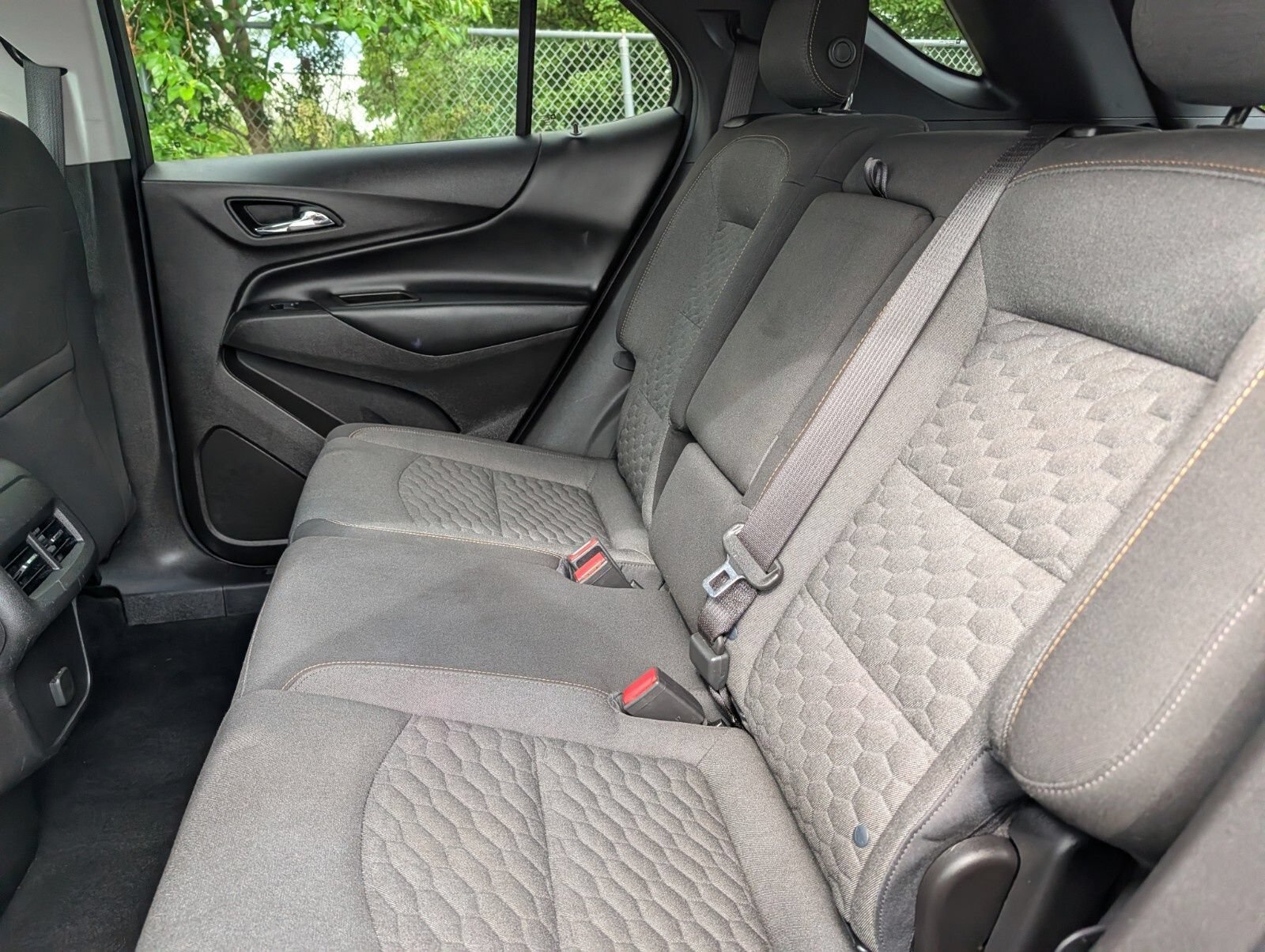 Used 2018 Chevrolet Equinox LT AWD/4WD image 18