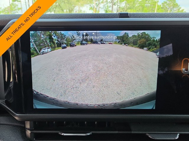 Certified 2025 Jeep Wrangler Sport AWD/4WD image 16