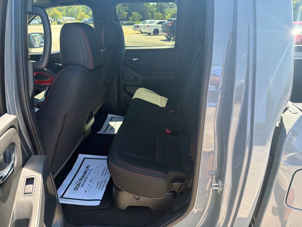 Used 2025 Nissan Frontier PRO-4X w/ Pro Convenience Package AWD/4WD image 14
