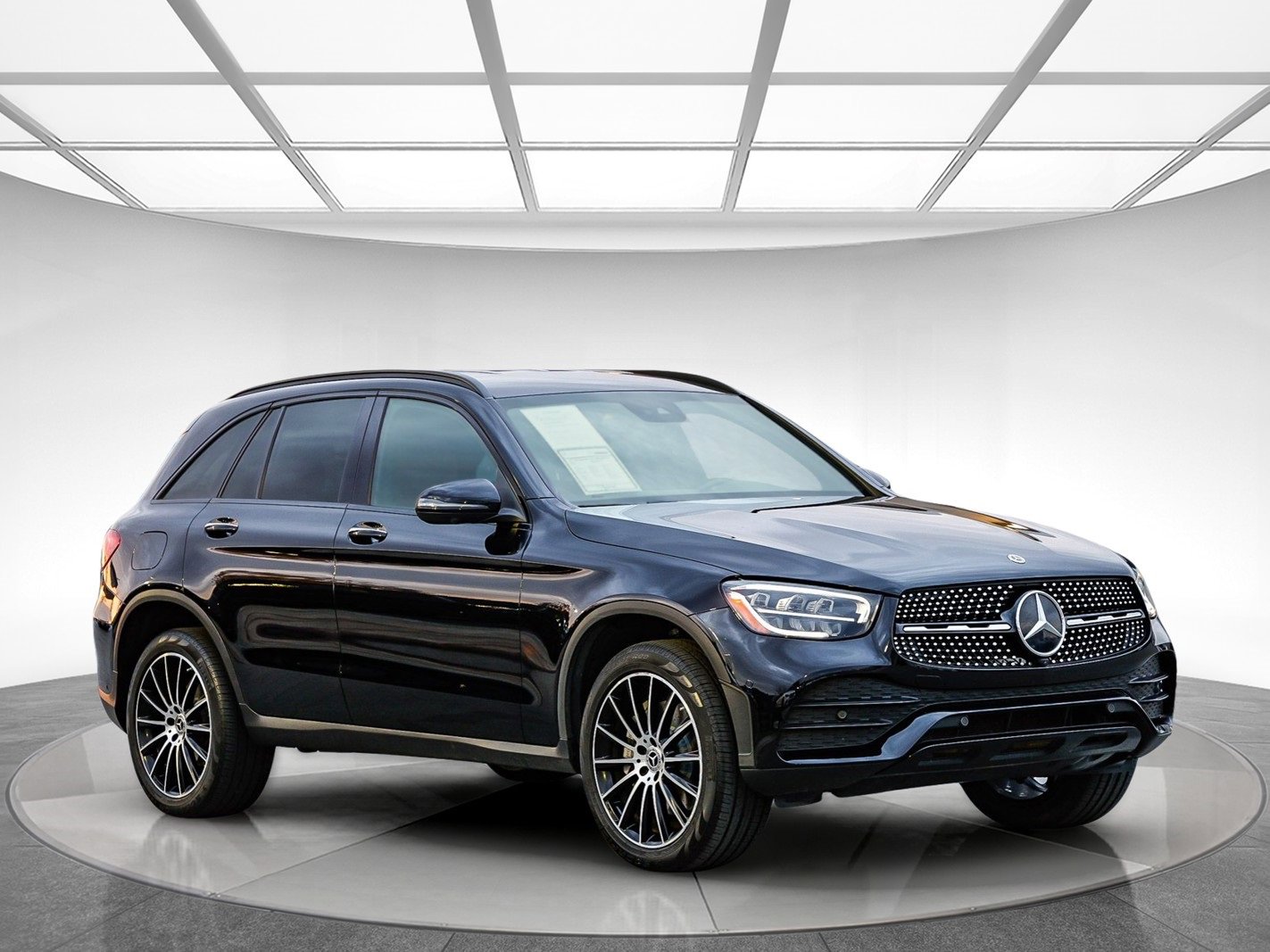 Used 2022 Mercedes-Benz GLC 300 4MATIC image 5