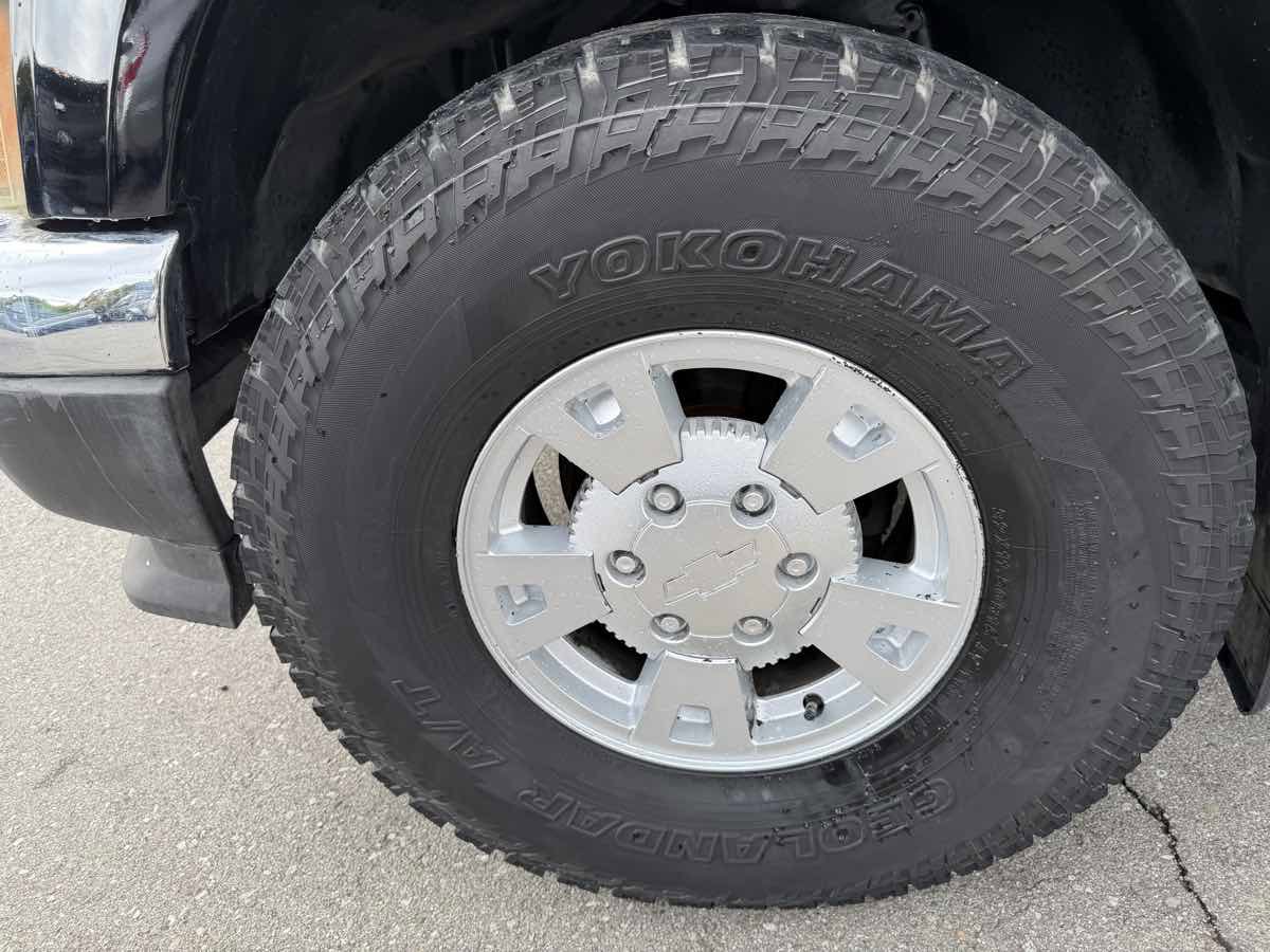 Used 2008 Chevrolet Colorado LT image 7