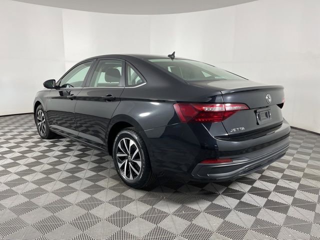 Used 2024 Volkswagen Jetta S image 7