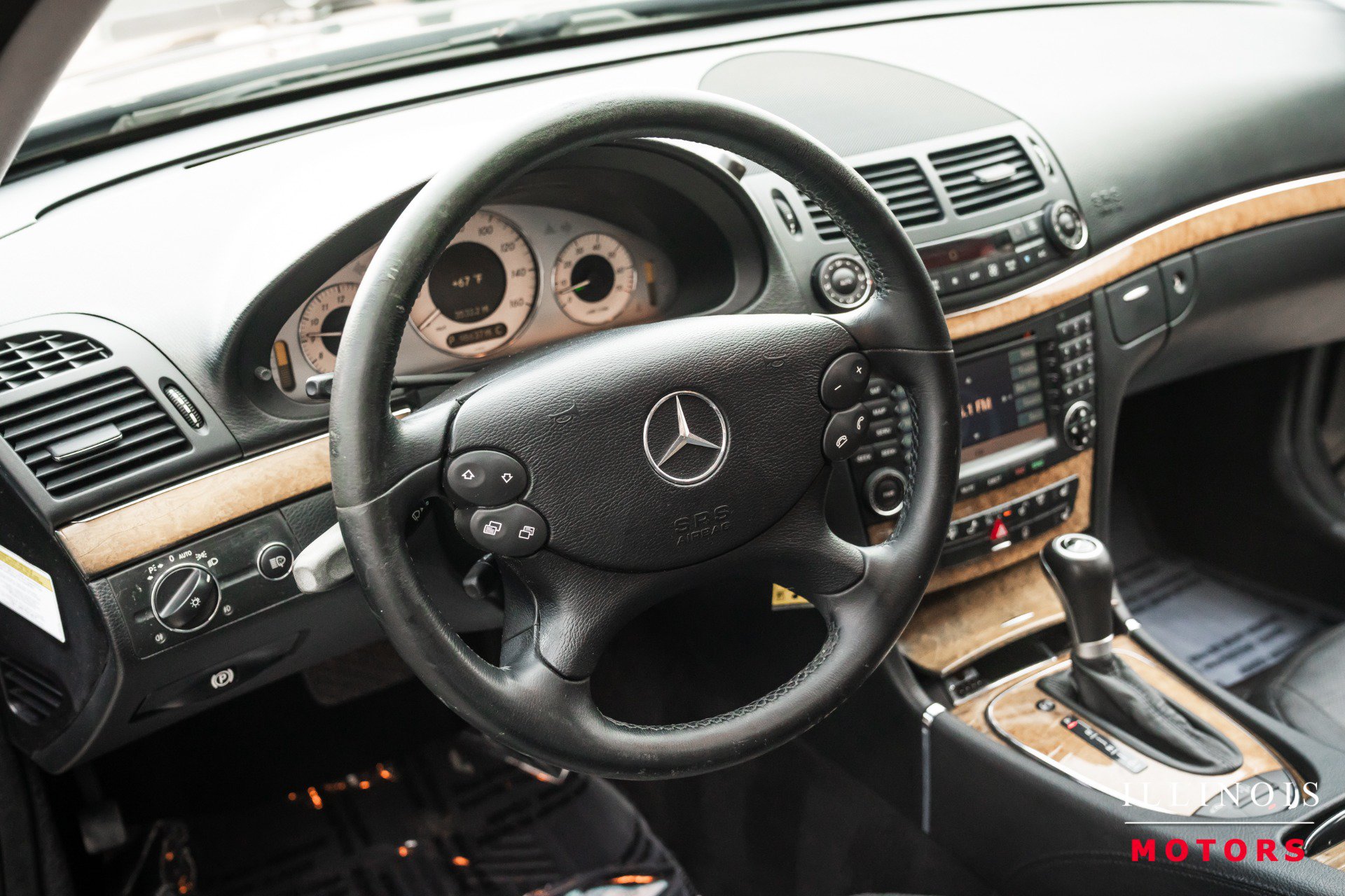 Used 2007 Mercedes-Benz E 550 Sedan image 19