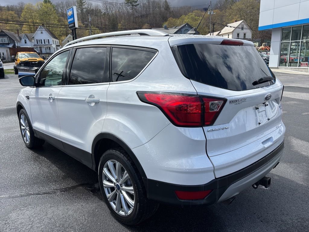 Used 2019 Ford Escape Titanium AWD/4WD image 3
