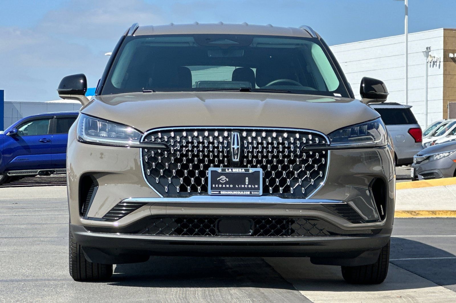 New 2026 Lincoln Aviator 2WD image 8
