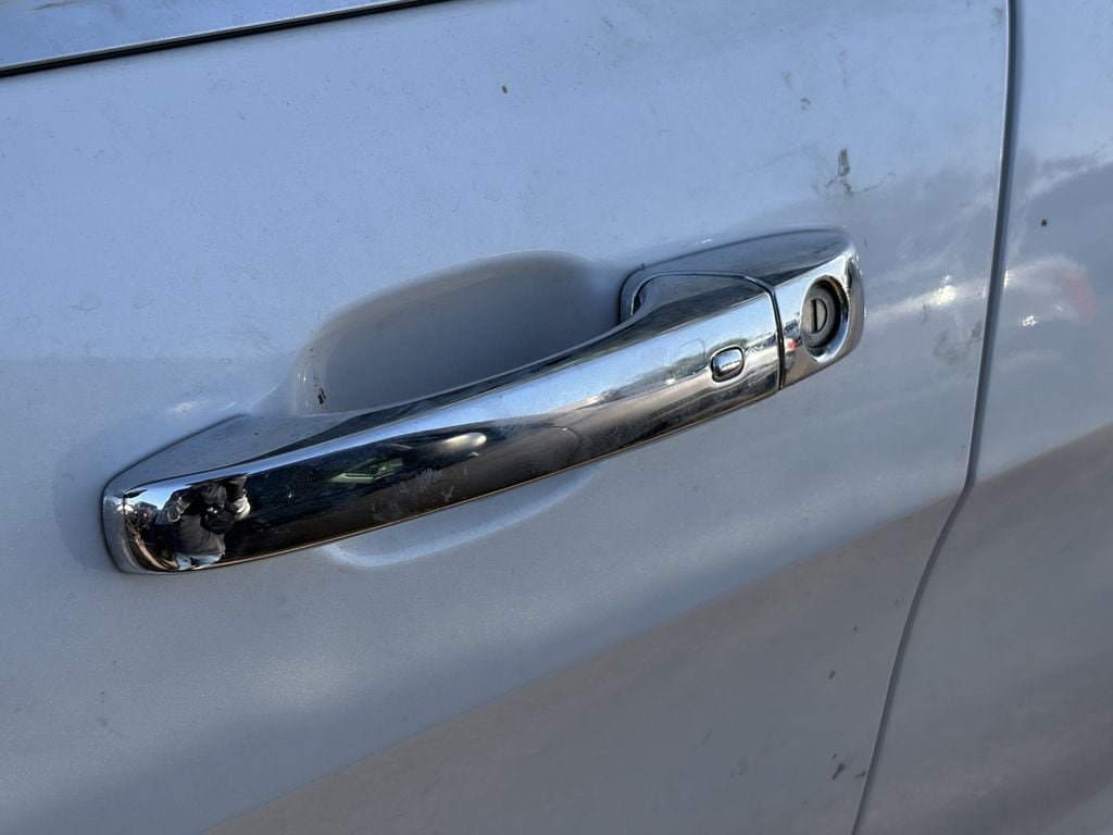 Used 2016 Jeep Grand Cherokee Summit AWD/4WD image 9