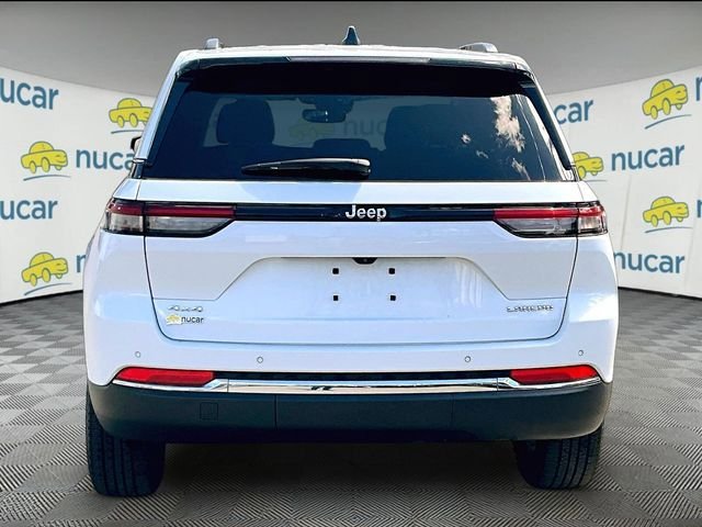 Used 2022 Jeep Grand Cherokee Laredo w/ Luxury Tech Group I AWD/4WD image 4