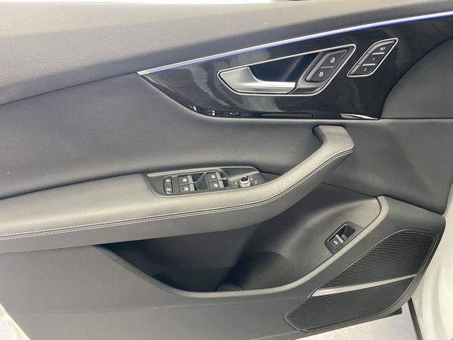 Used 2025 Audi Q7 3.0T Premium Plus image 18
