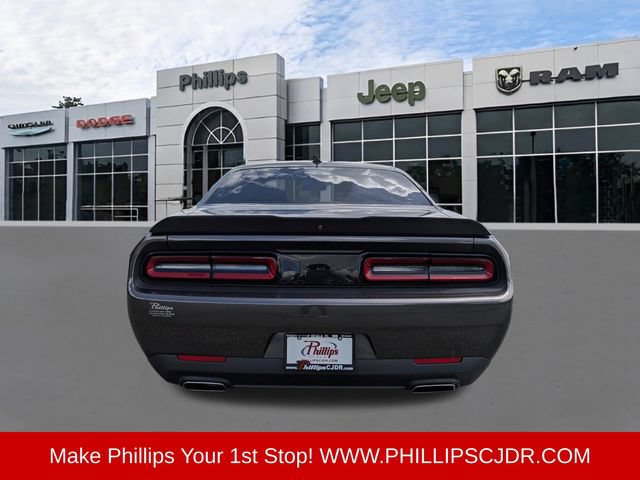 Certified 2023 Dodge Challenger SXT w/ Blacktop Package RWD image 4