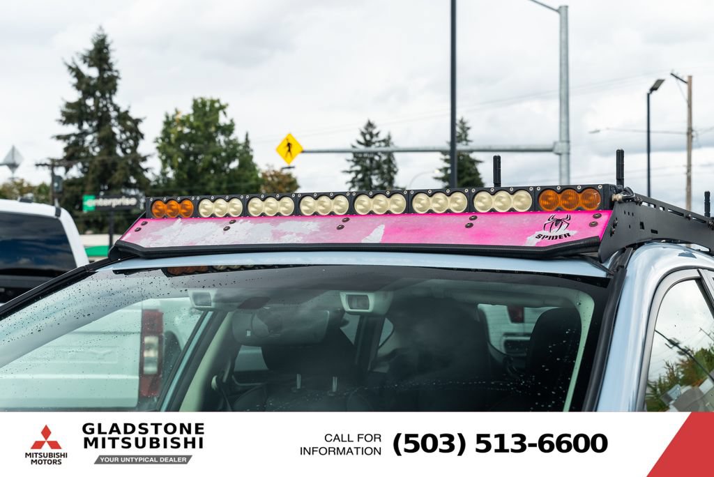 Used 2019 Subaru Crosstrek 2.0i Limited w/ Moonroof Package w/Navigation AWD/4WD image 6