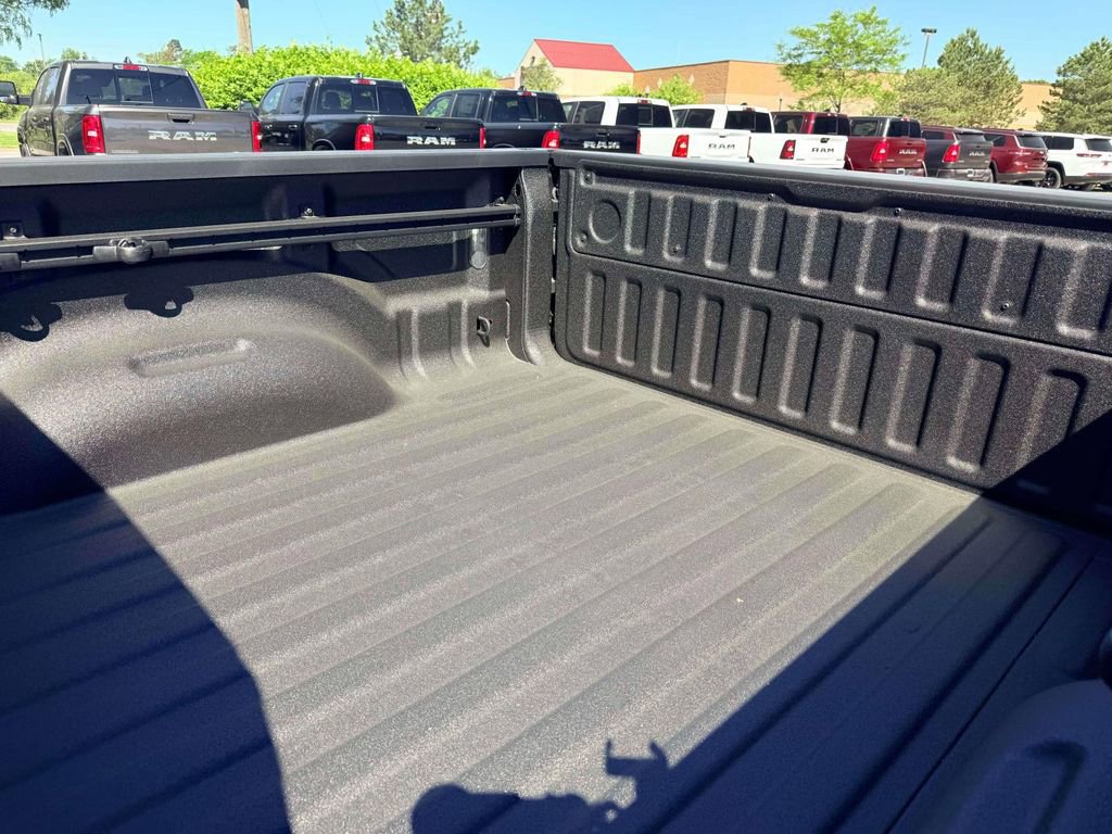 New 2026 RAM 1500 Big Horn AWD/4WD image 11