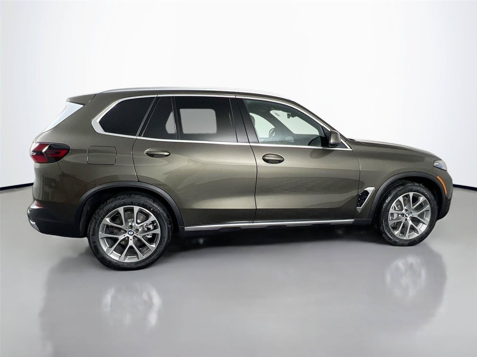 Used 2026 BMW X5 xDrive40i AWD/4WD image 6