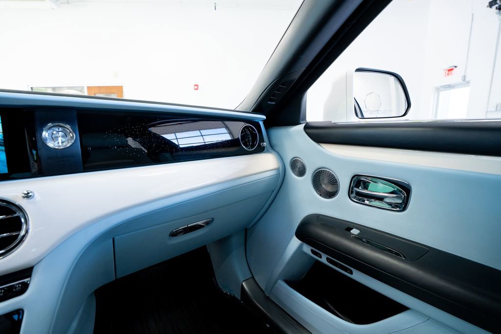 Used 2022 Rolls-Royce Ghost AWD/4WD image 33